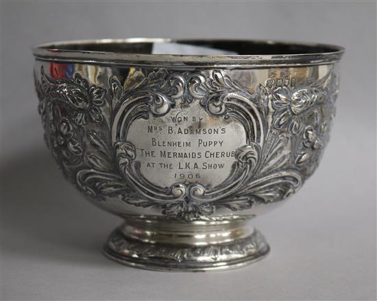 An Edwardian silver rose bowl, Charles Stuart Harris & Sons, London, 1904, 8.5 oz.